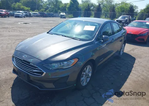 2019 Ford Fusion Hybrid Se z USA, uszkodzony, nr VIN 3FA6P0LU6KR208378